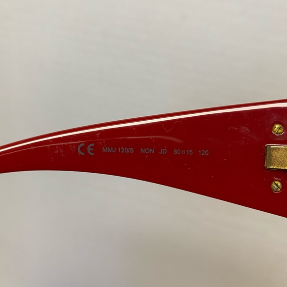 Marc by Marc Jacobs Oversized Sunglasses - Picture 6 of 9